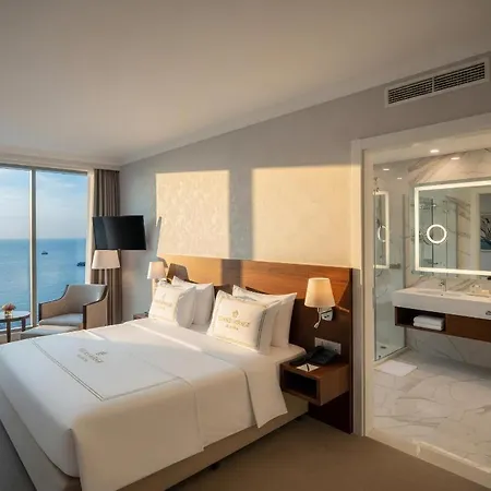 Grand Mirage Hotel&spa Hotel